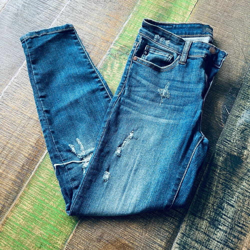 Judy Blue distressed
